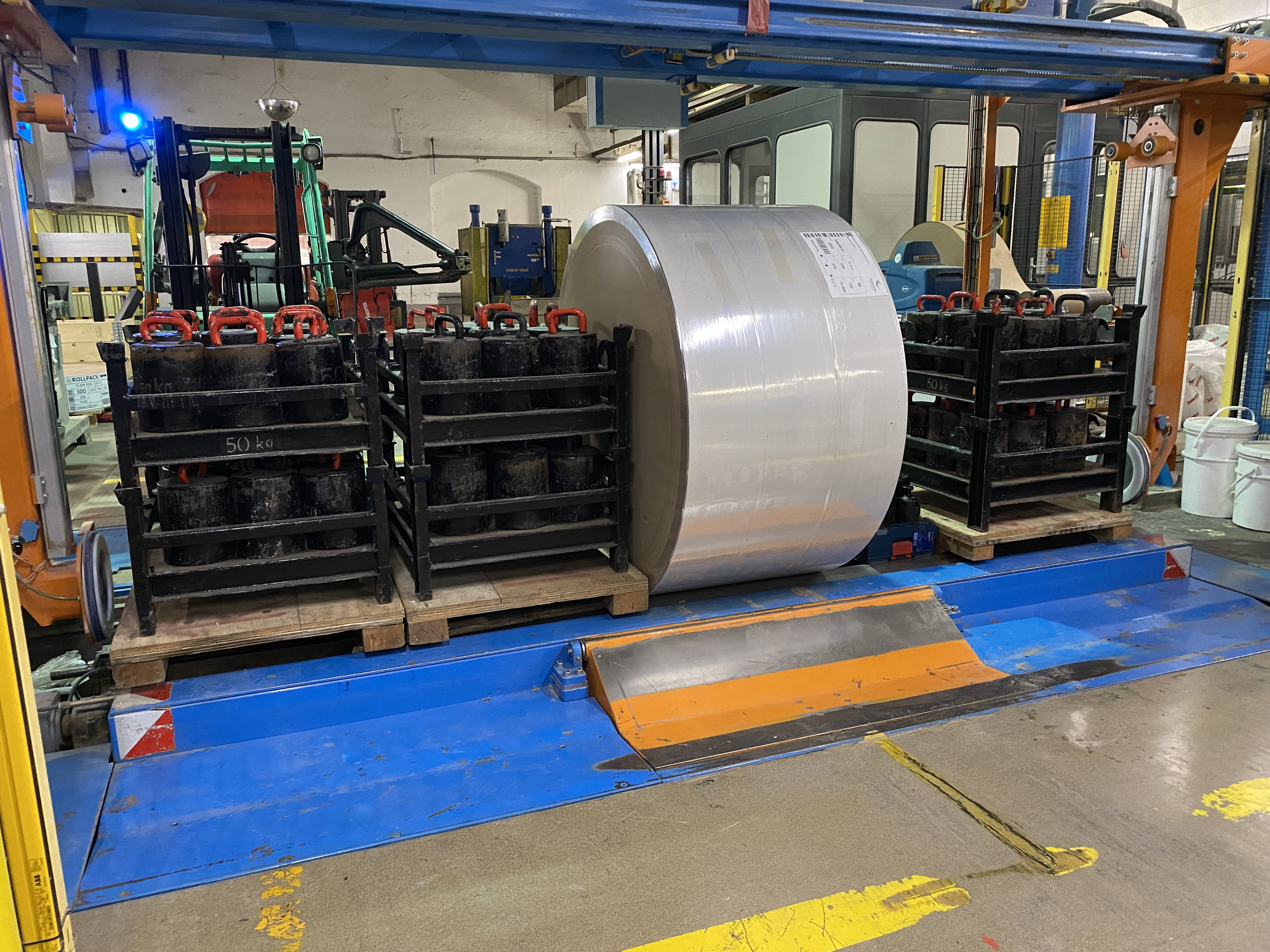 Eichung Waage Papierfabrik